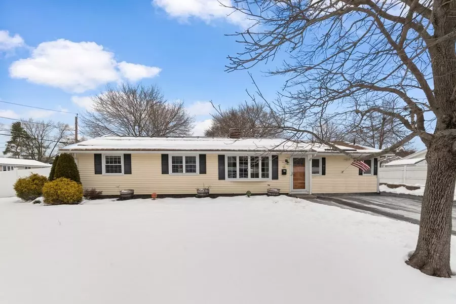 50 Abington Ave, Holbrook, MA 02343