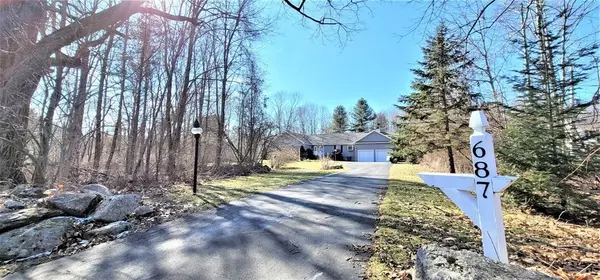 687 Town Farm Rd, Warren, MA 01083