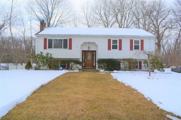 126 Belknap Avenue, West Springfield, MA 01089