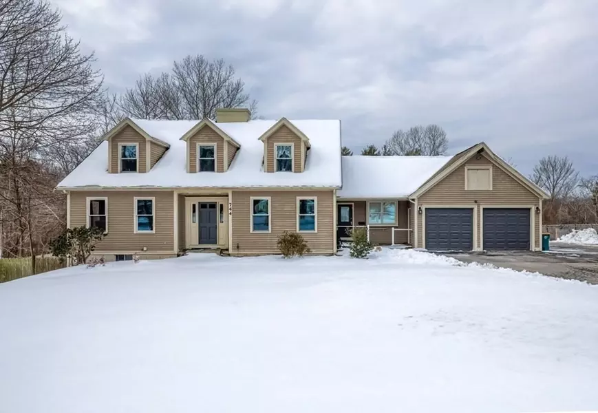744 Hancock St., Abington, MA 02351