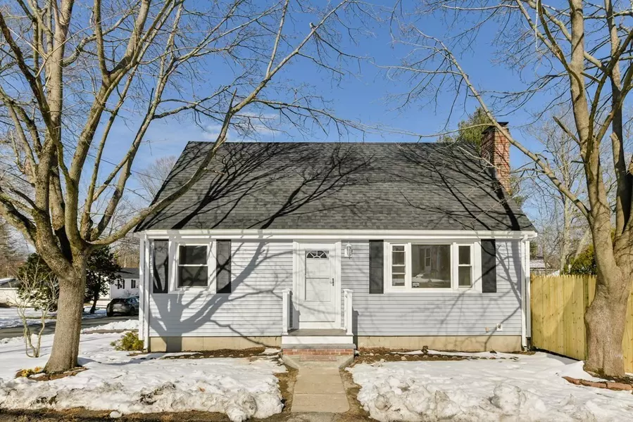 10 Indian Rd, Holbrook, MA 02343