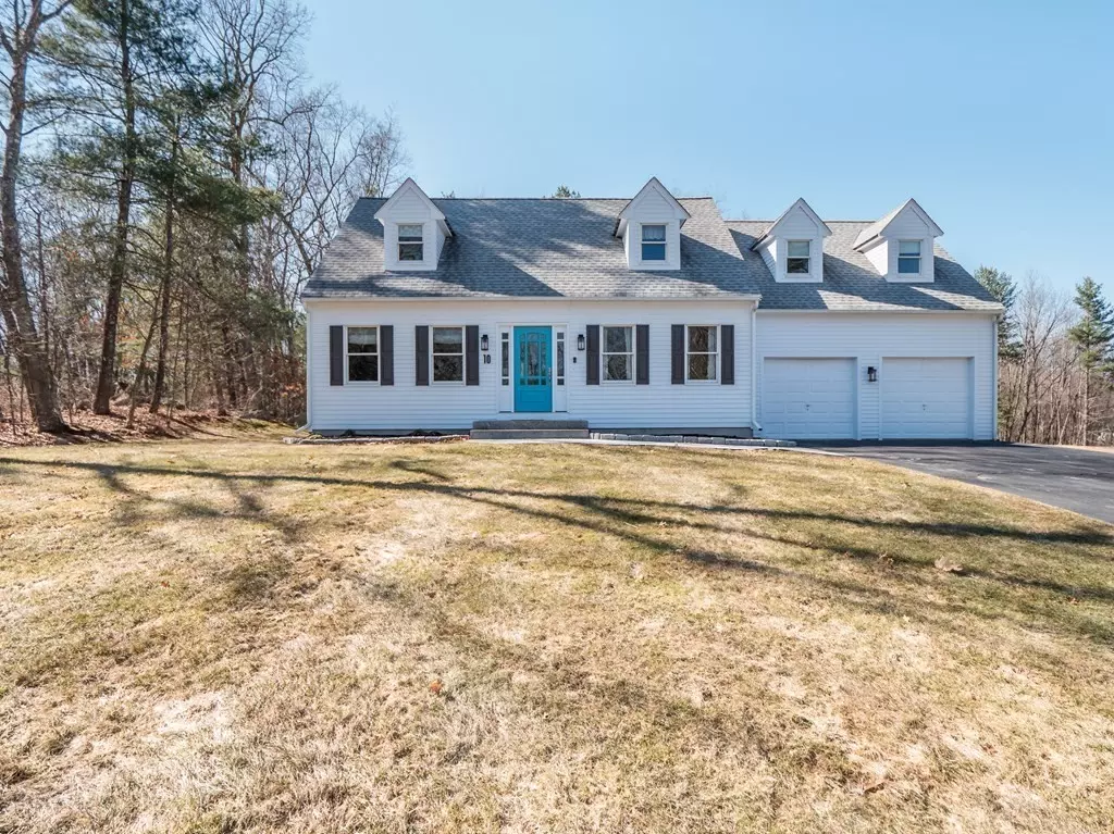 Tyngsborough, MA 01879,10 Hemlock Ln