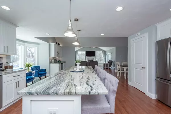 Sutton, MA 01590,141 Eight Lots Rd