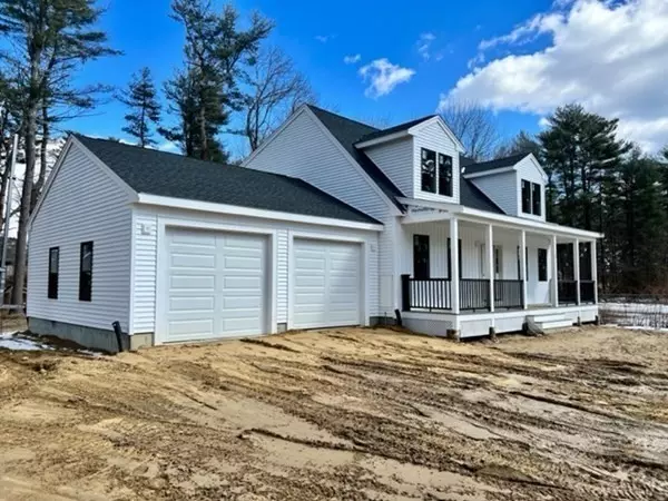 Lakeville, MA 02347,26 Spruce Street