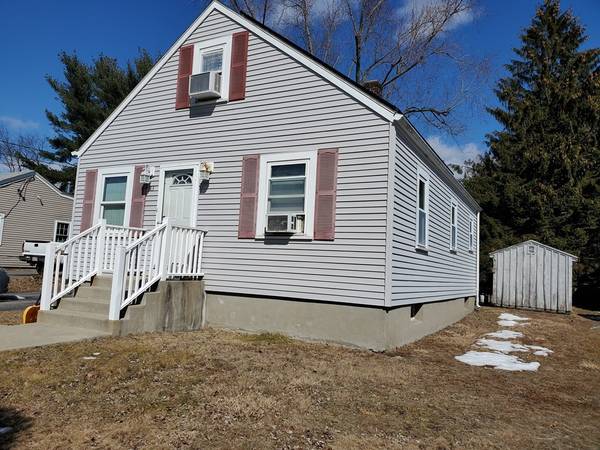 83 Haig Ave, Seekonk, MA 02771