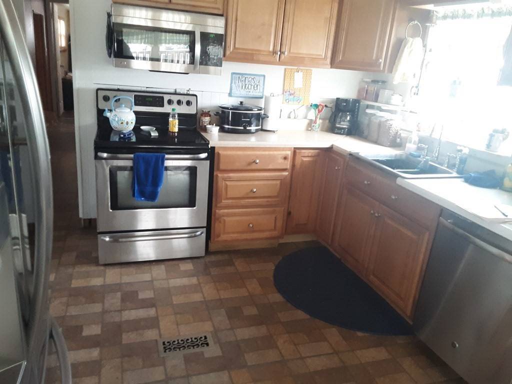 Peabody, MA 01960,286 Newbury #86