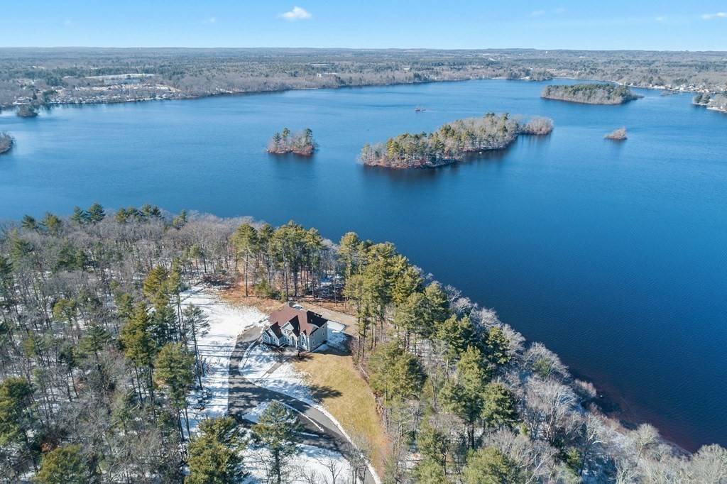 60R Reservoir St, Norton, MA 02766