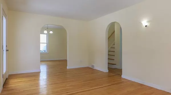 Lancaster, MA 01523,84 Sterling Street