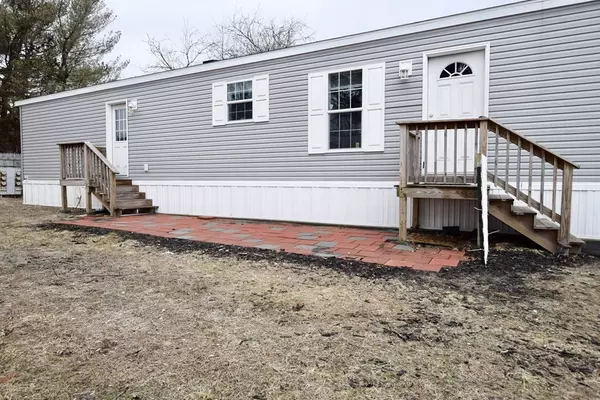 Wareham, MA 02571,68 Heather Trail