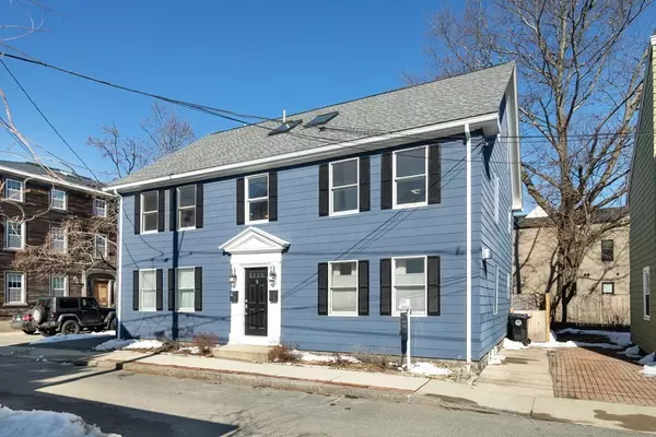 15 Hardy St #2, Salem, MA 01970