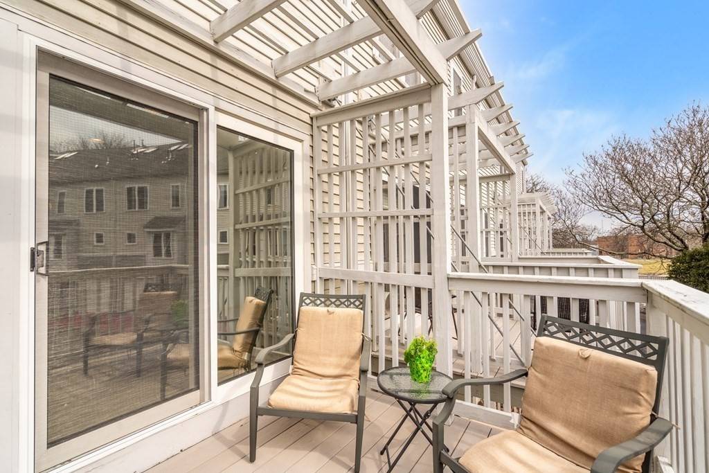 Arlington, MA 02474,88 Summer Street #19