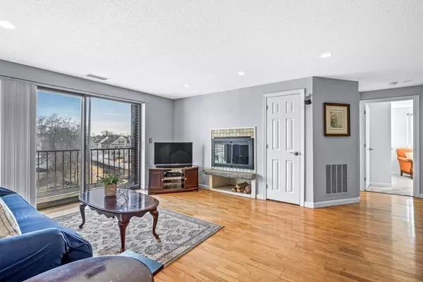 Stoneham, MA 02180,43 Pomeworth Street #42