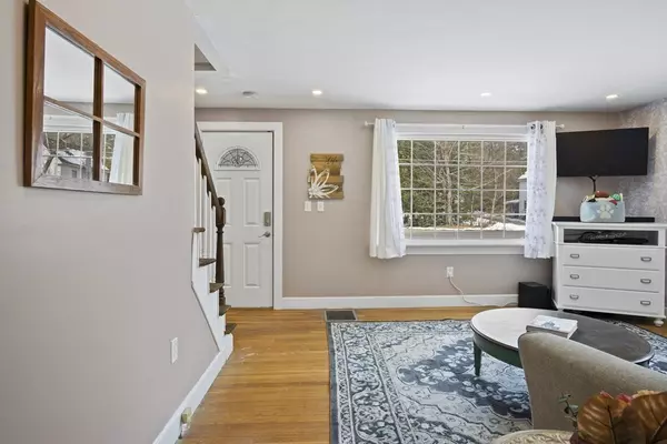 Townsend, MA 01469,63 Highland St