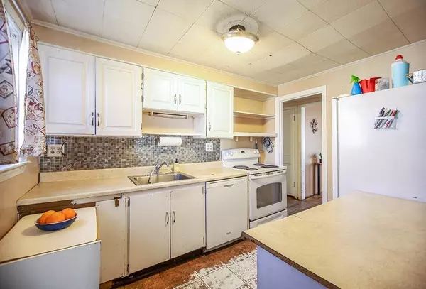 Watertown, MA 02472,8 Buick St