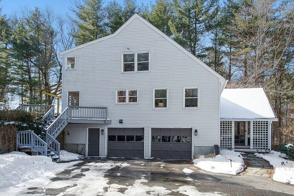 Carlisle, MA 01741,26 Mcallister Dr
