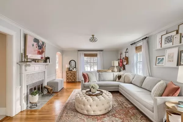 Dedham, MA 02026,15 Durant Avenue