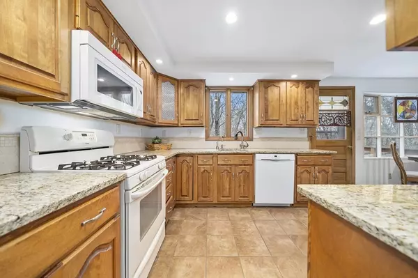 Framingham, MA 01701,33 Lyman Road