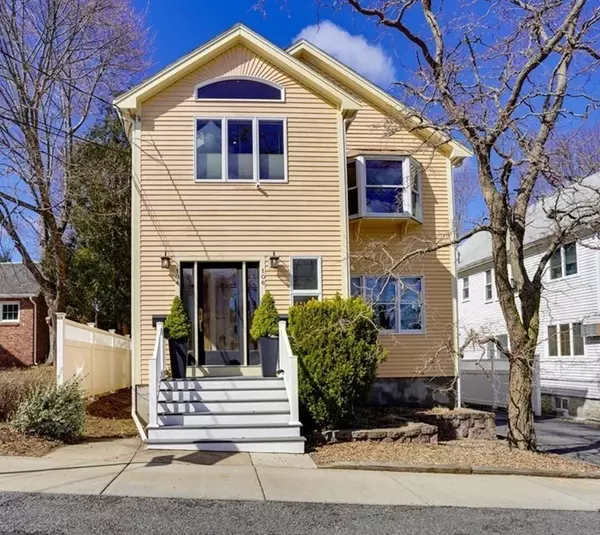 104 Chapman St #104, Watertown, MA 02472