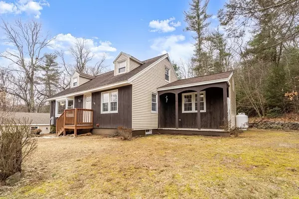 121 Stafford Road, Holland, MA 01521