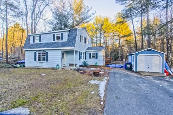 33 Basket Street, Huntington, MA 01050