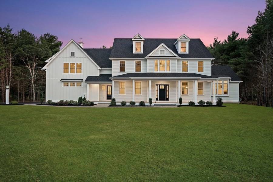 348 Country Club Way, Kingston, MA 02364