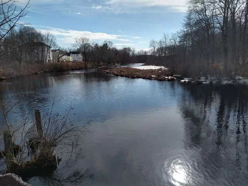 Webster, MA 01570,35 Pearl St