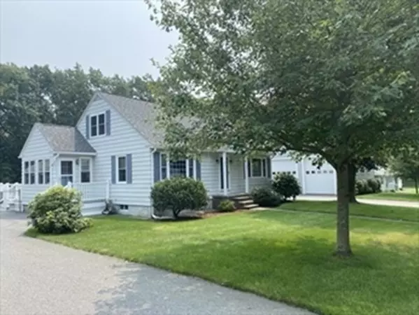 401 Aiken Ave, Dracut, MA 01826