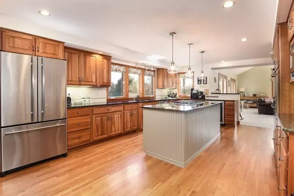 Natick, MA 01760,45 Hopewell Farm Rd