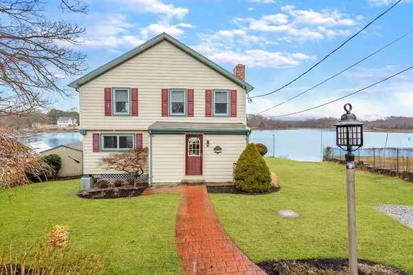 Swansea, MA 02777,7 Peach St