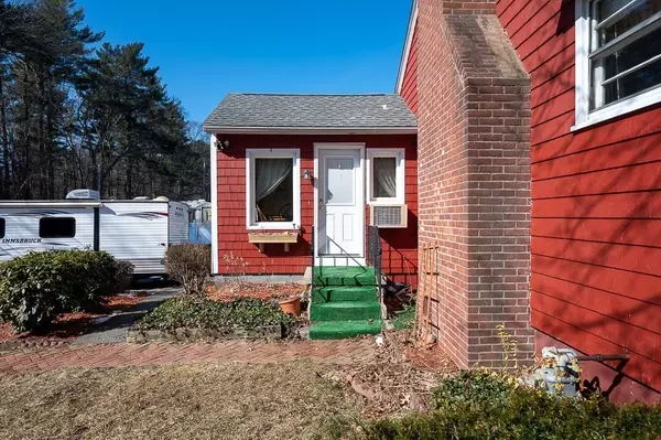 Millbury, MA 01527,93 Millbury Avenue