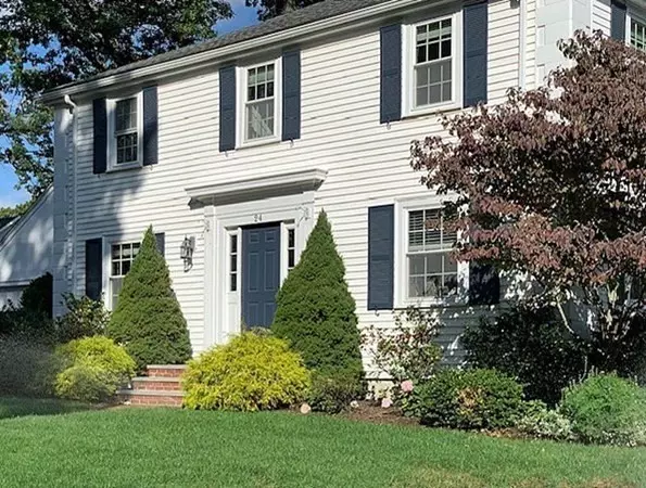 Needham, MA 02492,24 Fairfax Rd
