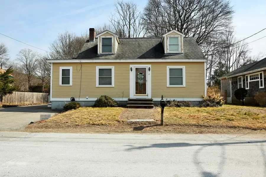 12 Kimball Avenue, Ipswich, MA 01938