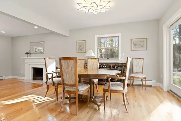 Stow, MA 01775,14 Middlemost Way