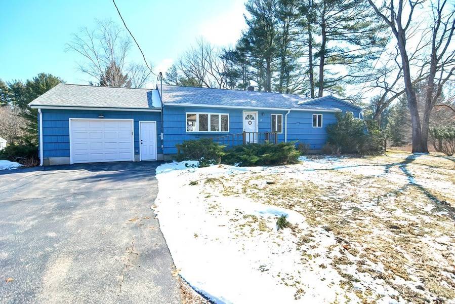 28 Plain, Upton, MA 01568