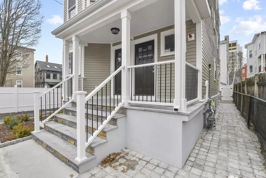 14 Valentine Street #2, Cambridge, MA 02139