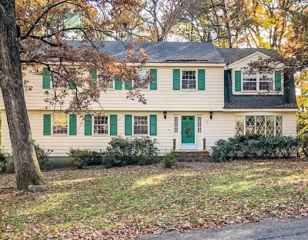 7 Old Village Rd, Acton, MA 01720