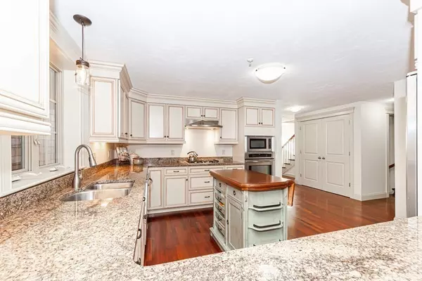 5 Stephen Lane Drive #5, Bedford, MA 01730