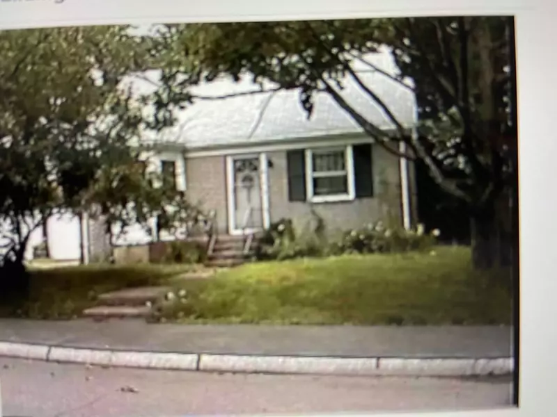 16 Johnson  St, North Attleboro, MA 02760