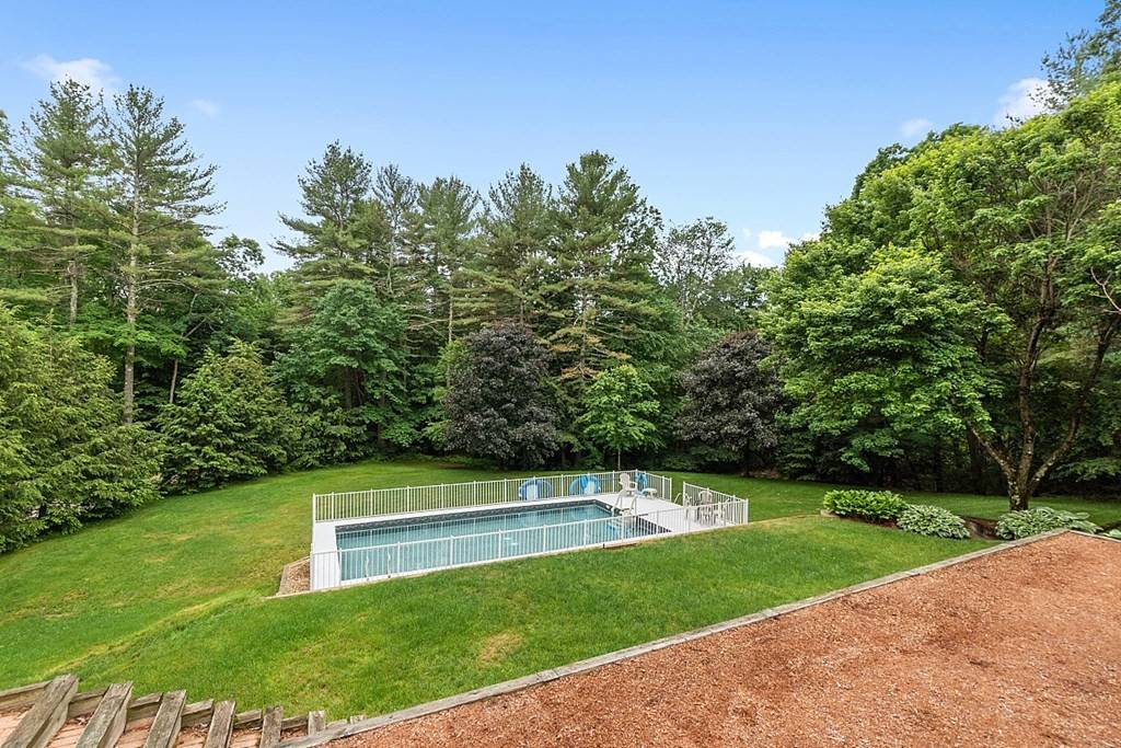 Groton, MA 01450,241 Hill Rd