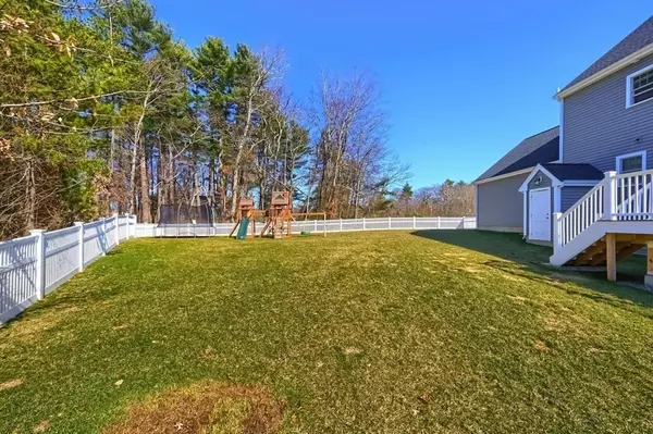 Halifax, MA 02338,5 Bourne Dr