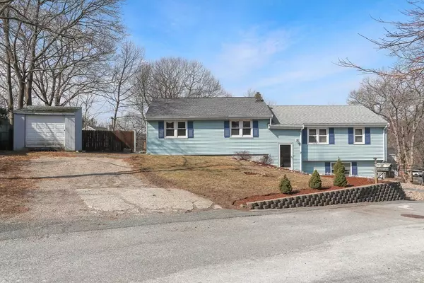 Saugus, MA 01906,7 Valley St