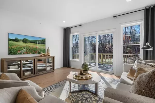 Upton, MA 01568,6 Sienna Circle #63