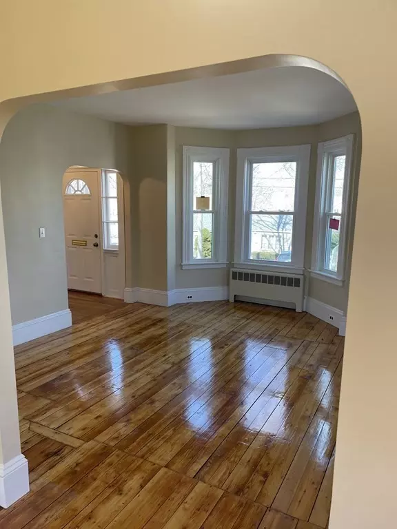 Saugus, MA 01906,12 Vermont Ave