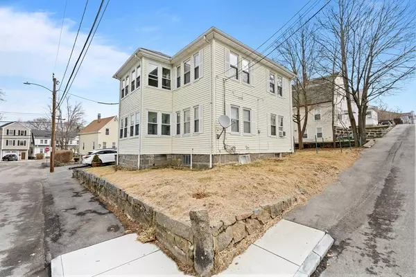 39-41 Mcdonald St, Quincy, MA 02169