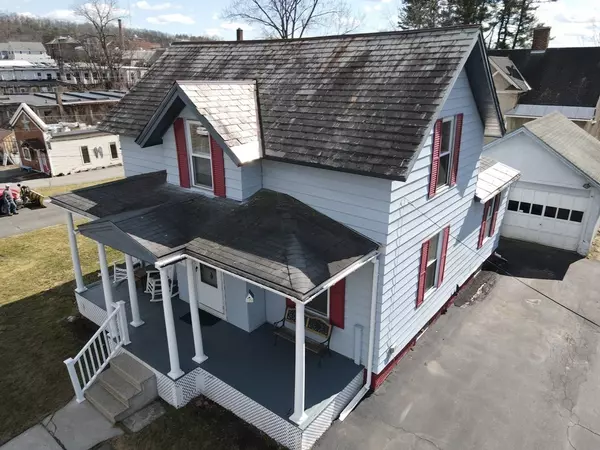 Greenfield, MA 01301,14 Riddell St