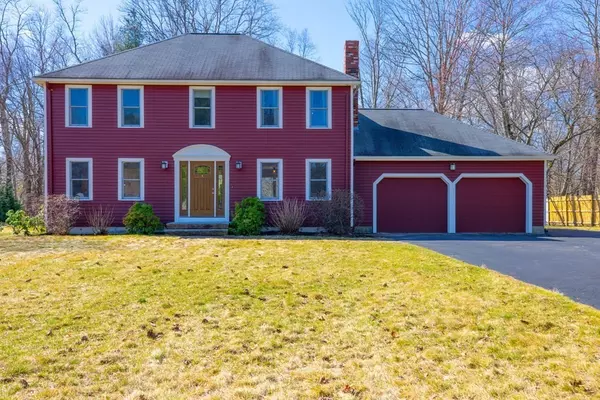 27 Ephraim Dr, Mansfield, MA 02048