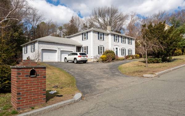 20 Amberwood, Winchester, MA 01890