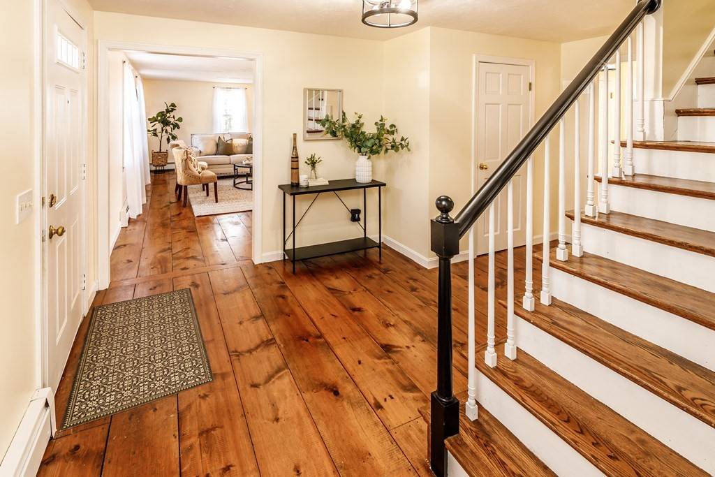 Westborough, MA 01581,9 Olde Meetinghouse Road