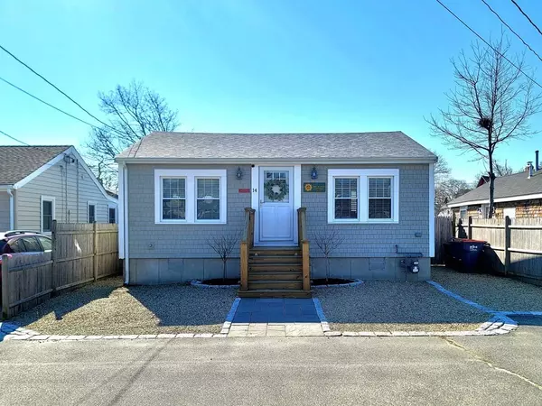 Wareham, MA 02571,14 Wildwood Ave