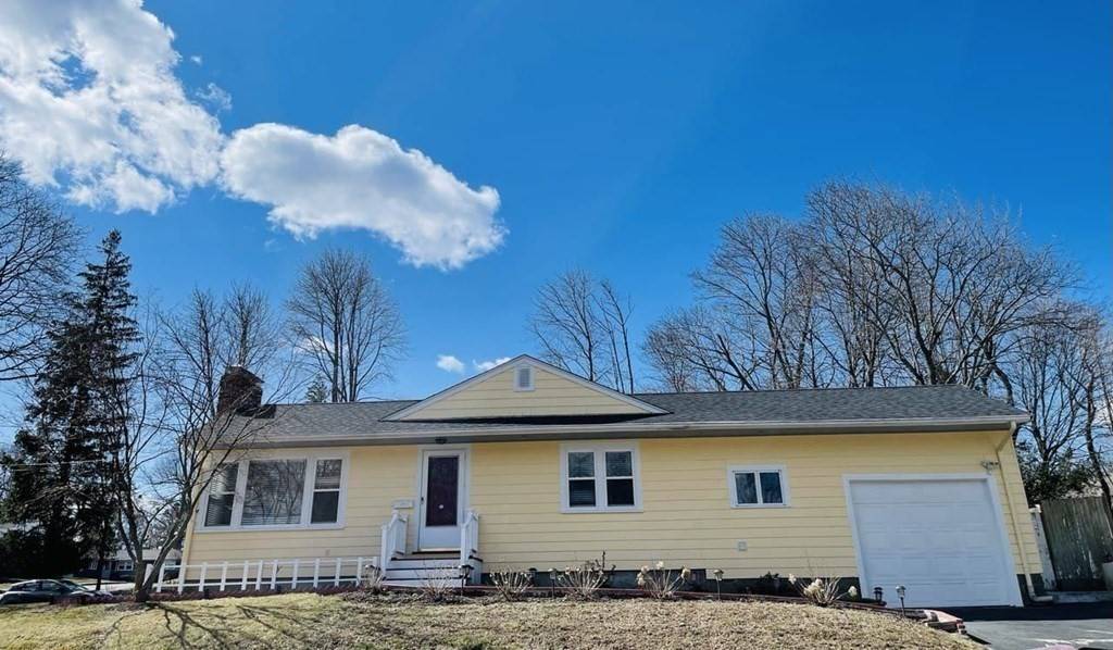 9 Darrell Dr, Randolph, MA 02368